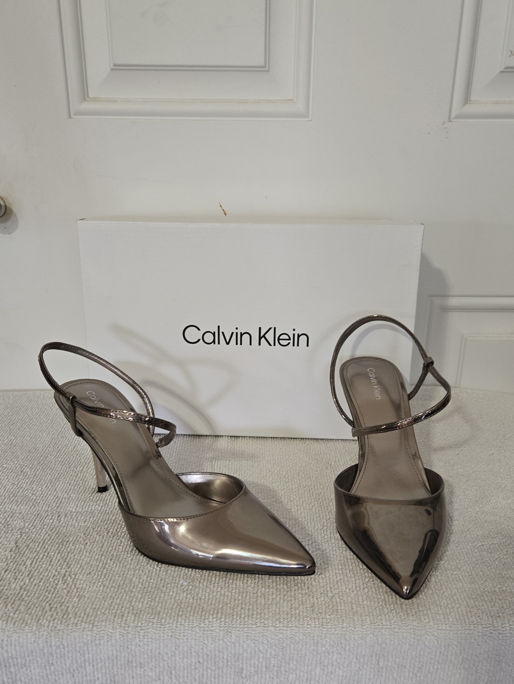 Calvin Klein Women's Cordera Metallic Pointed-Toe Slingback Heels NWT